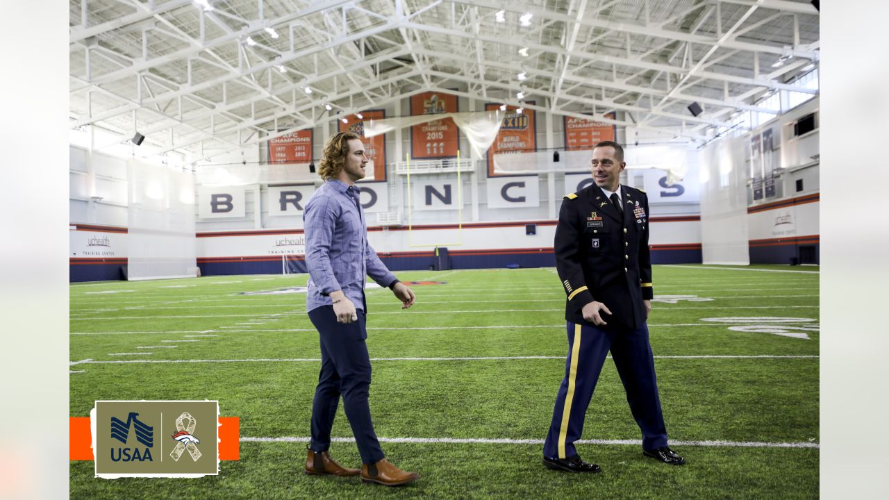 Broncos TE Andrew Beck wins NFL's Salute to Service Award - The San Diego  Union-Tribune