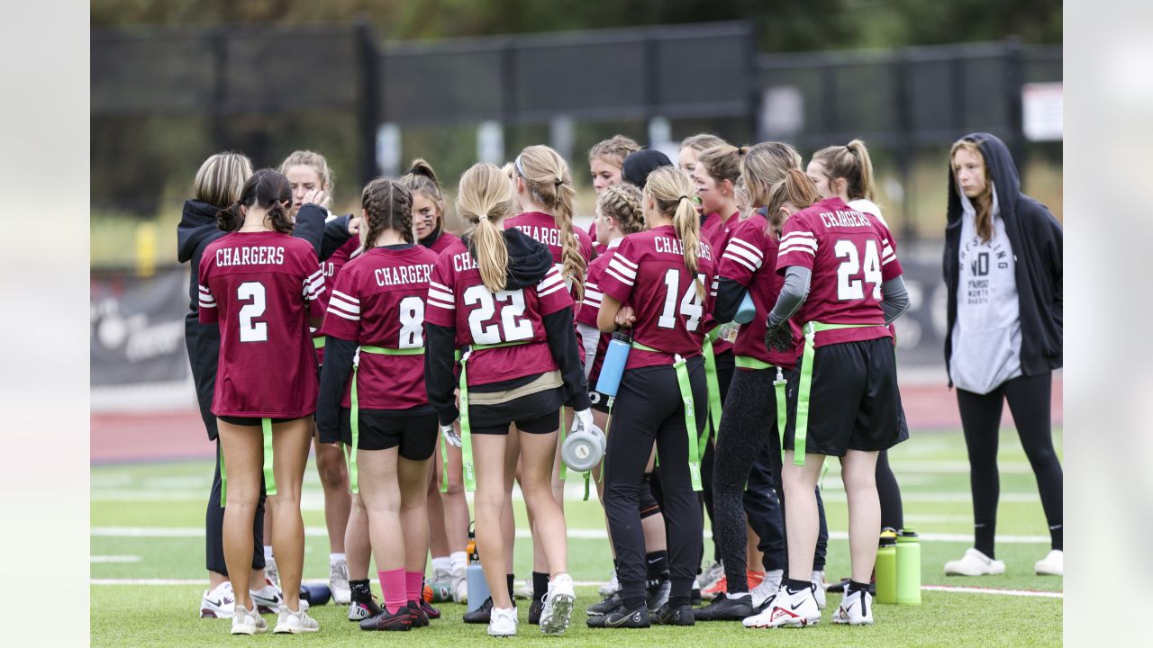 Denver Broncos host 2nd annual girls' high school football coaching clinic  - High School Football America