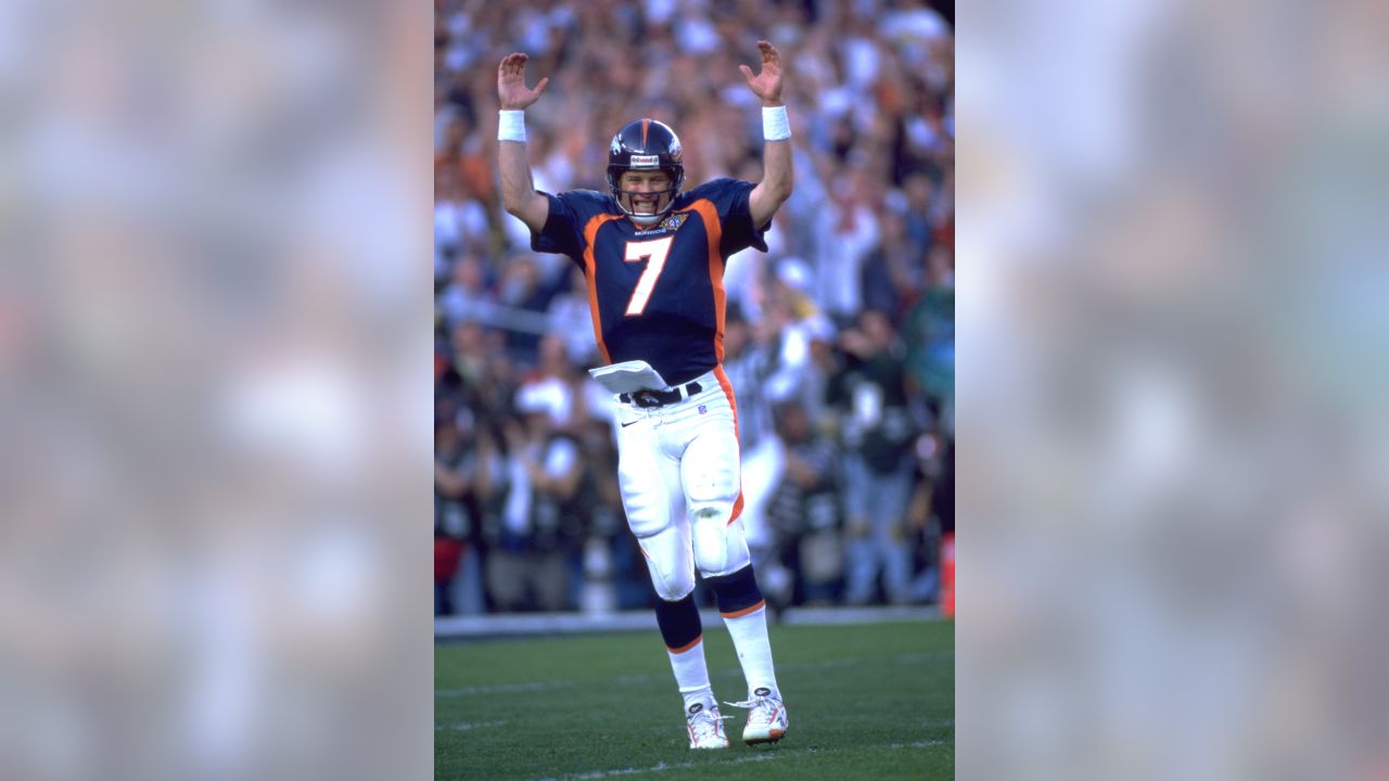 Throwing it Back: Photos from the Broncos' Super Bowl XXXII win