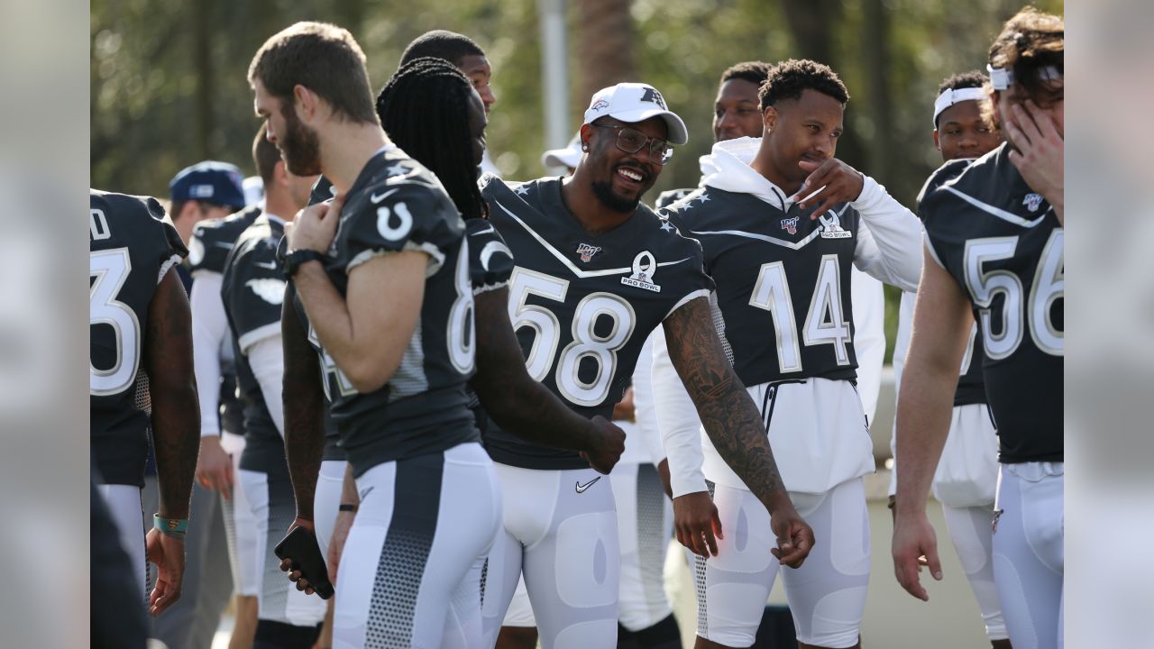 So fresh, so clean: Broncos' 2020 Pro Bowlers don game uniforms for AFC  team photo