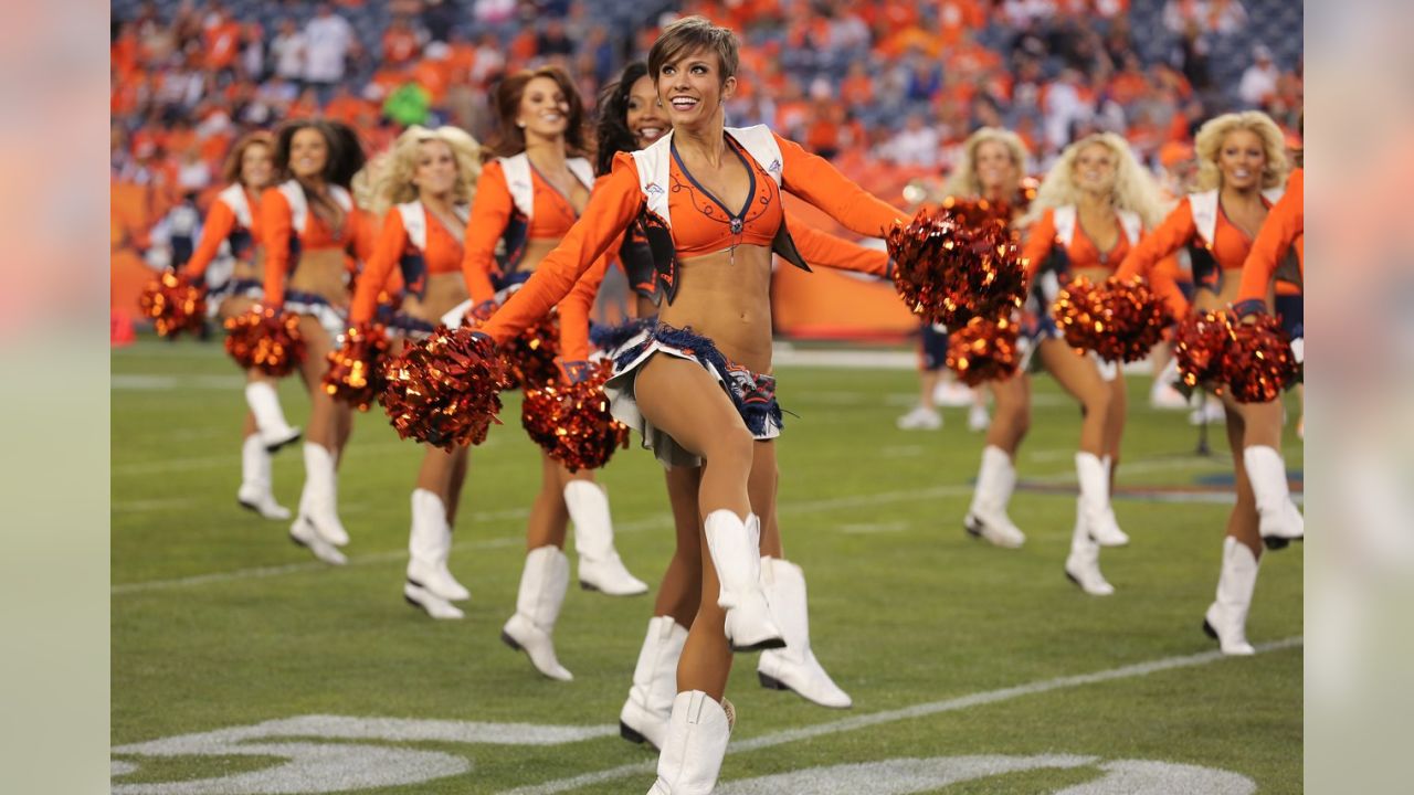 Denver Broncos Cheerleader's Newest Wild Photos Cause A Stir - Game 7