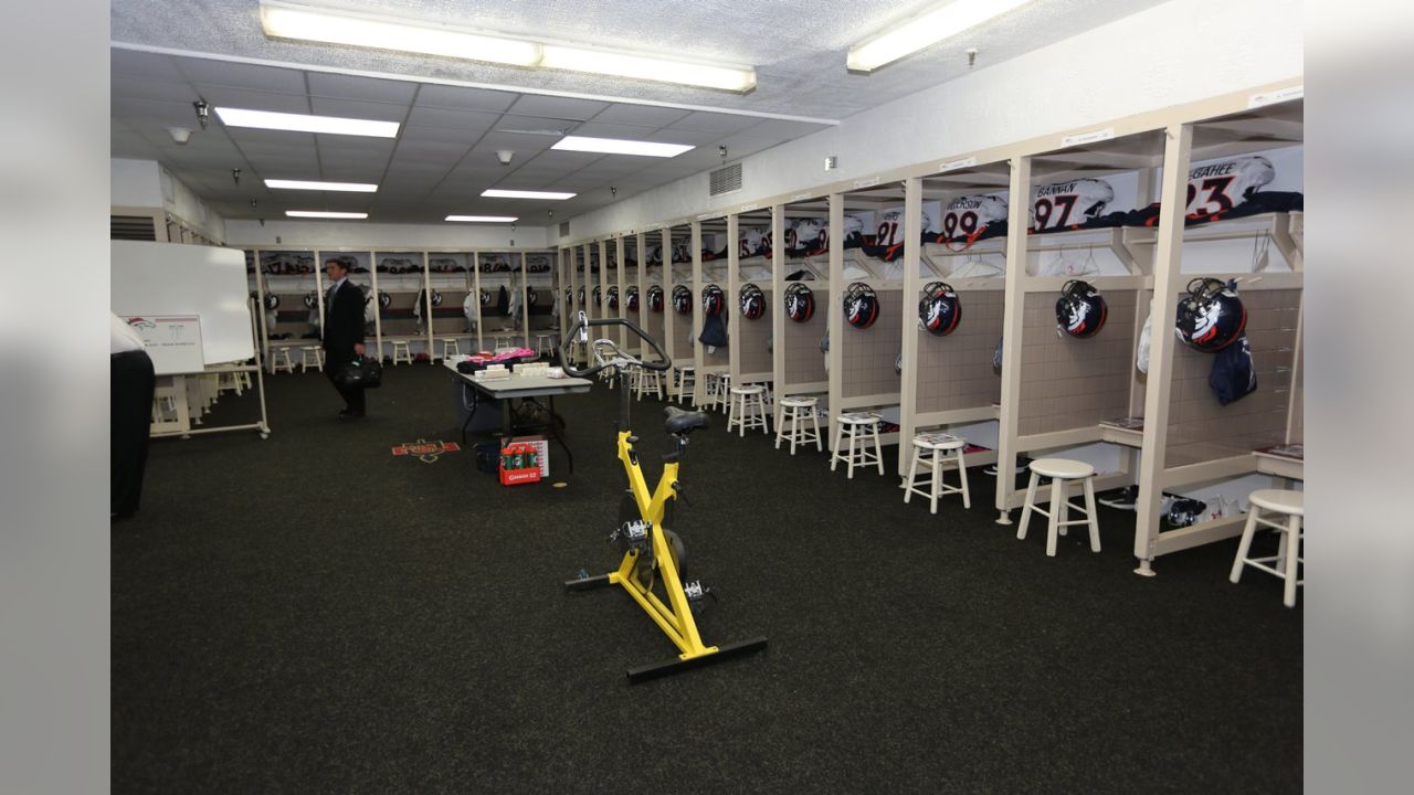 From the locker room to the field: Broncos at Chargers