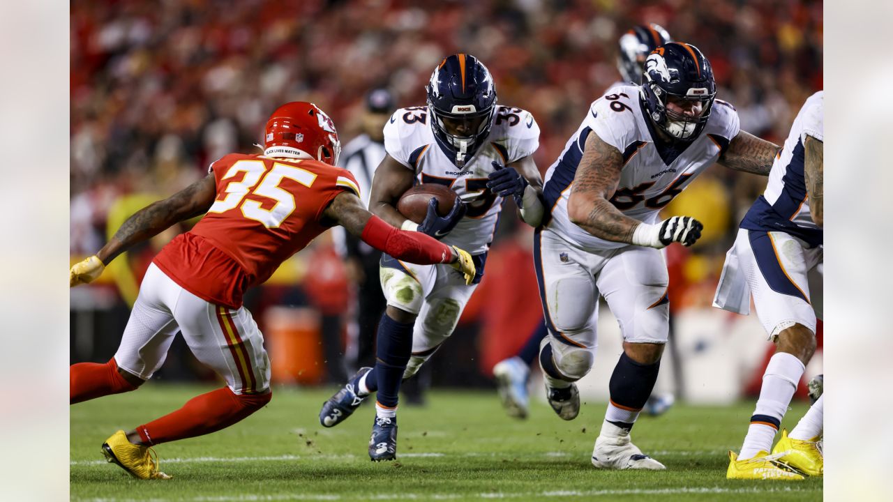 DENvsKC in-game photos: Broncos battle to the end, fall vs. Chiefs