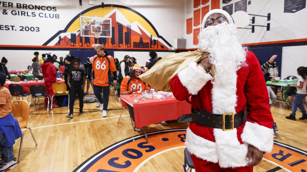 Buffalo Bills rookies host Christmas party for kids