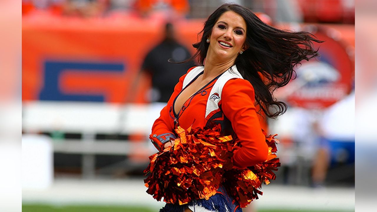 Cheerleader spotlight: DBC Brielle 