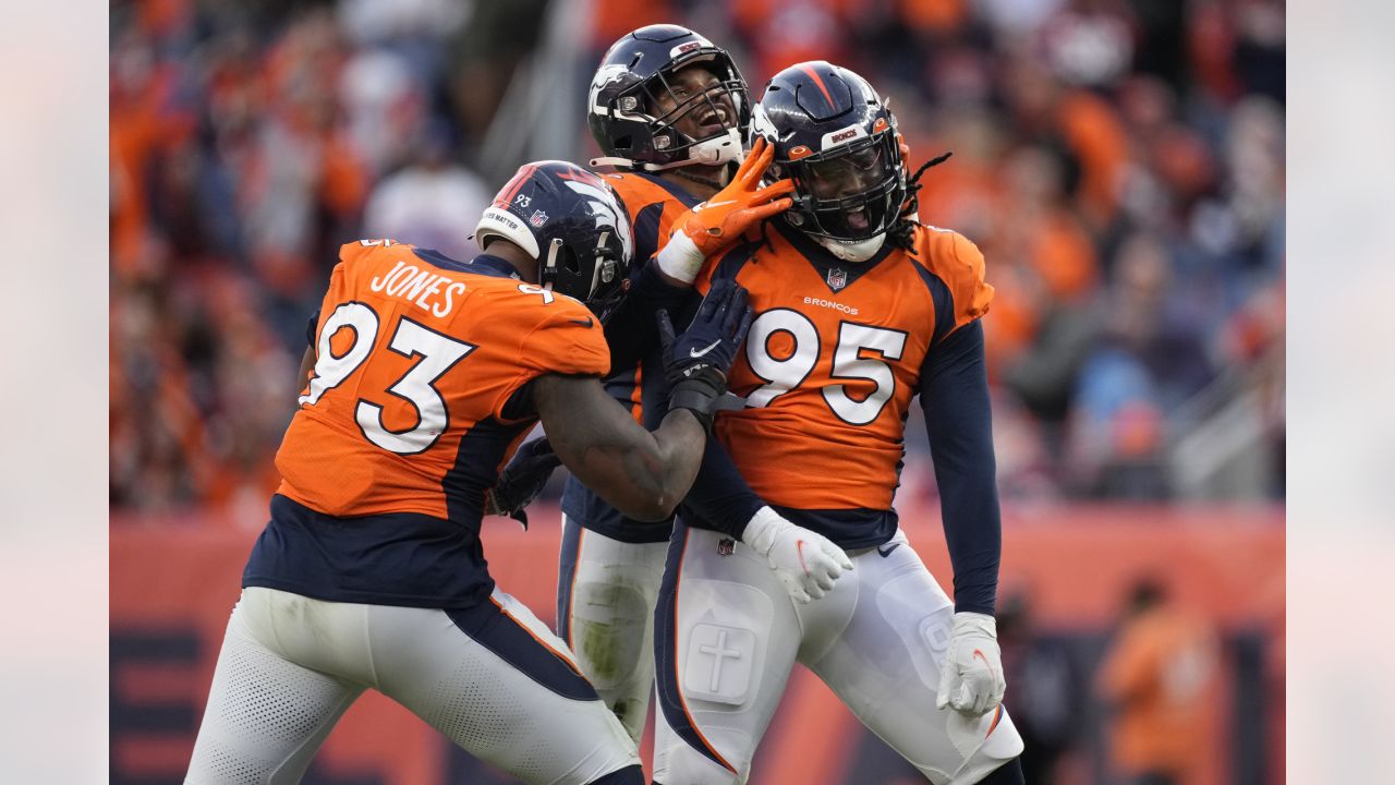 Shots of the Game: Celebrating Victory Monday after the Broncos' big win  over the Chargers