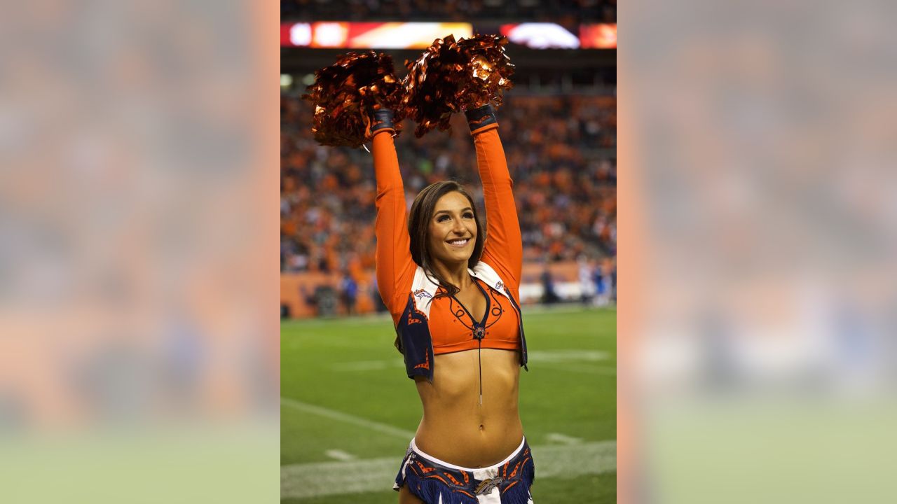 Cheerleader spotlight: DBC Jozie