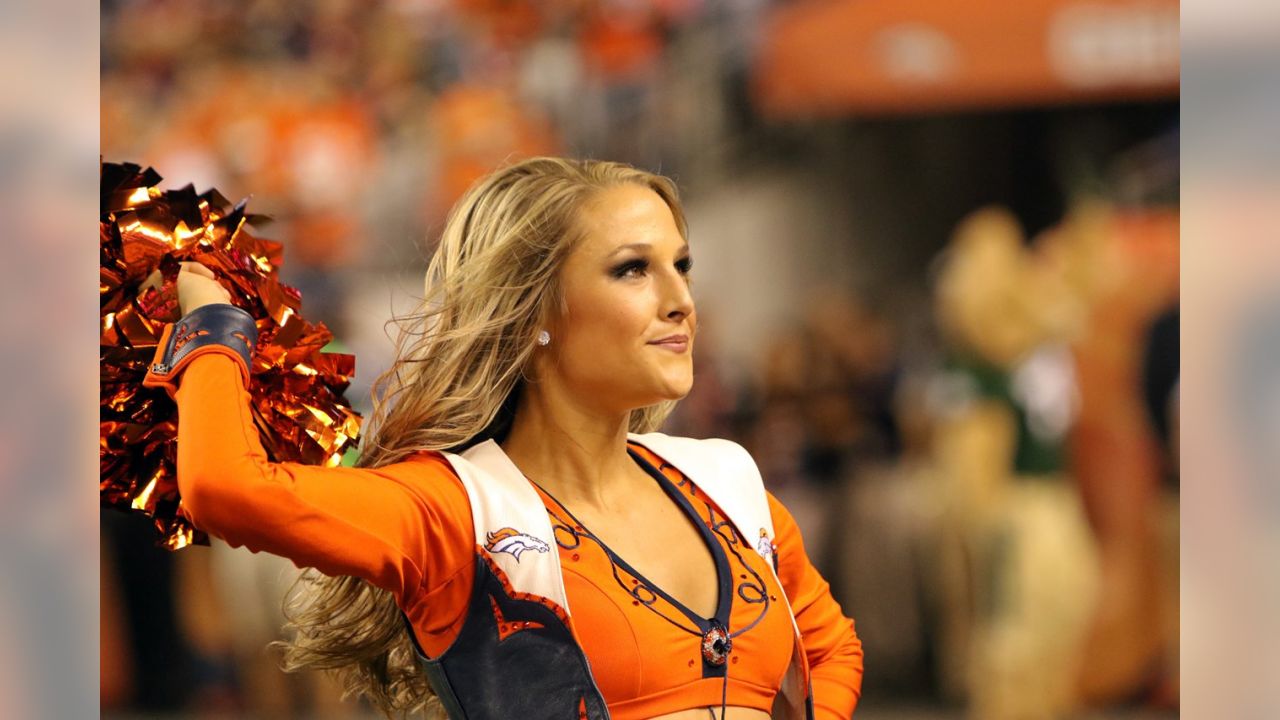 Meet Morgan: Broncos Rookie Cheerleader and Aerospace Engineer! - Science  Cheerleaders