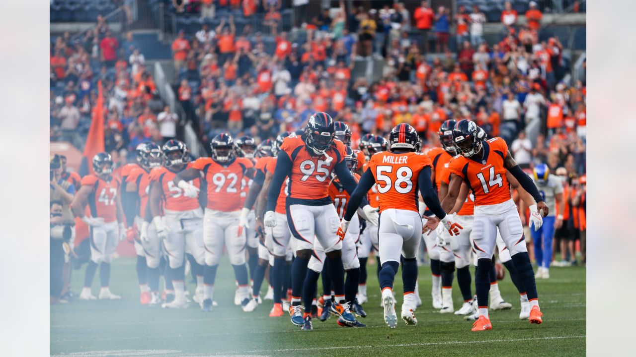 Los Angeles Rams - Von Miller honoring Demaryius Thomas during pregame  warmups.