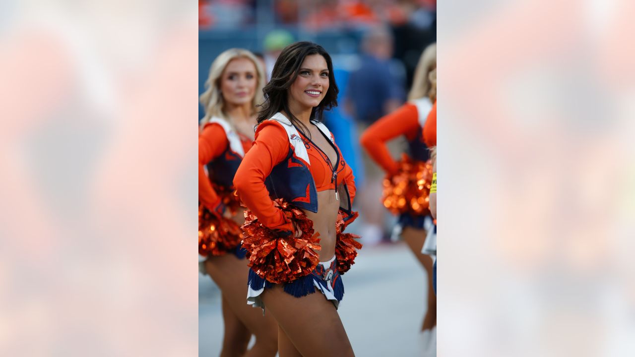 Denver Broncos Cheerleaders Photos from Preseason Week 4