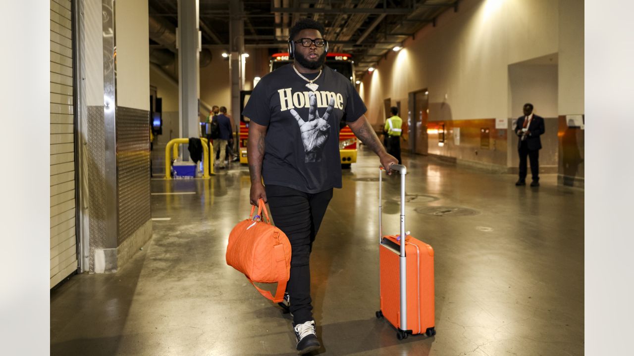 Arrival Style: The best of the Broncos' pregame fashion before taking on  the Chargers in LA