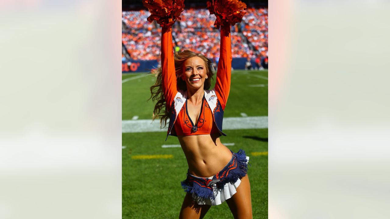 Denver Broncos Cheerleaders game gallery: Week 2 vs. Washington