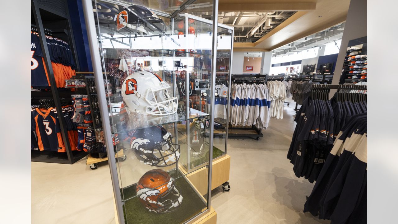 Denver Broncos Stadium Team Store by HNTB photographed by BRad