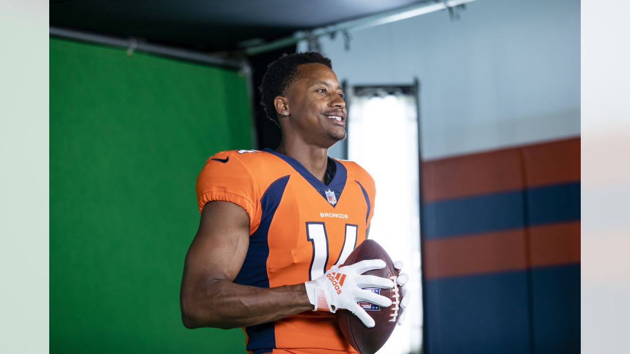 Behind the scenes at the Broncos' 2022 media day