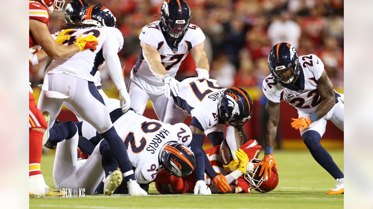 What channel is the Broncos vs. Chiefs Sunday Night Football game on  tonight?