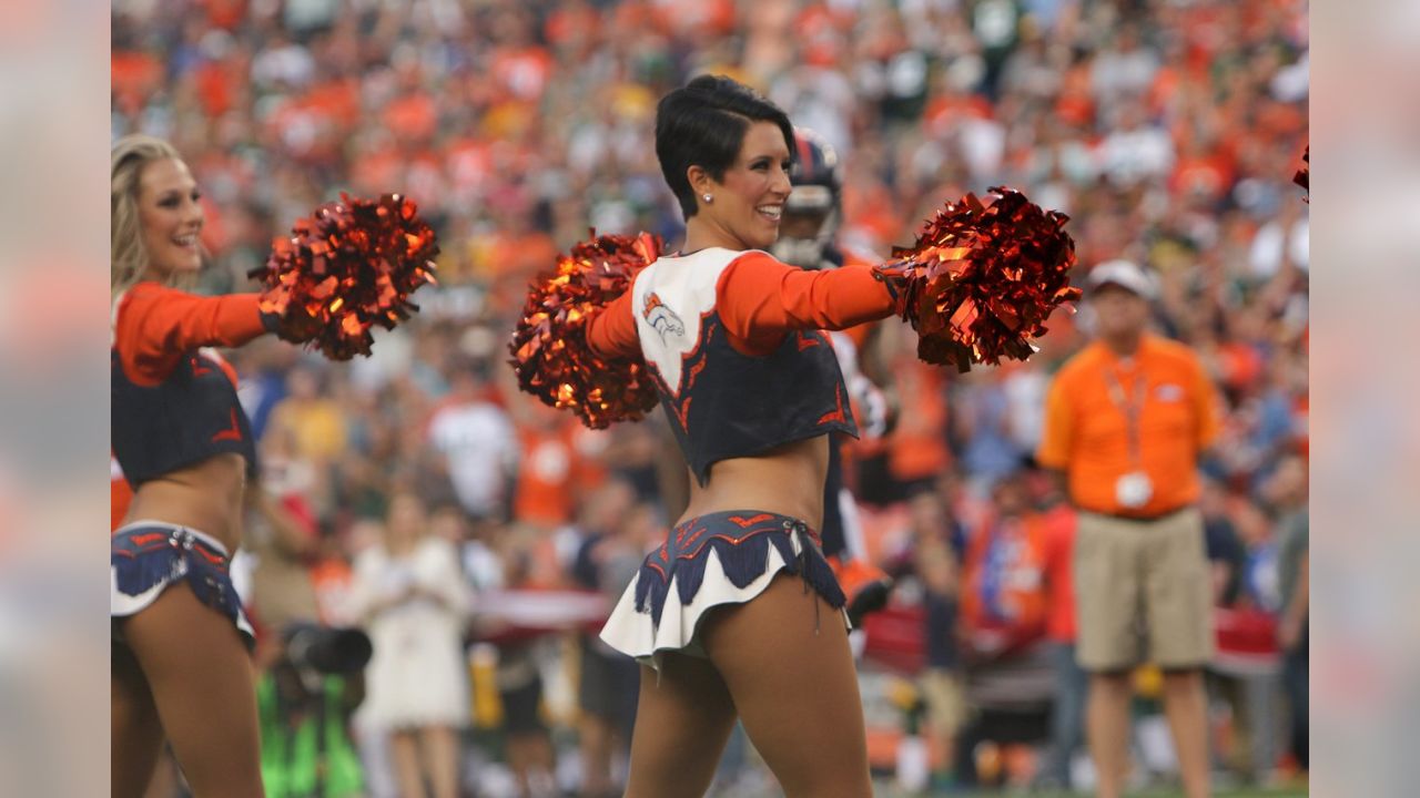 Cheerleader spotlight: DBC Brielle 