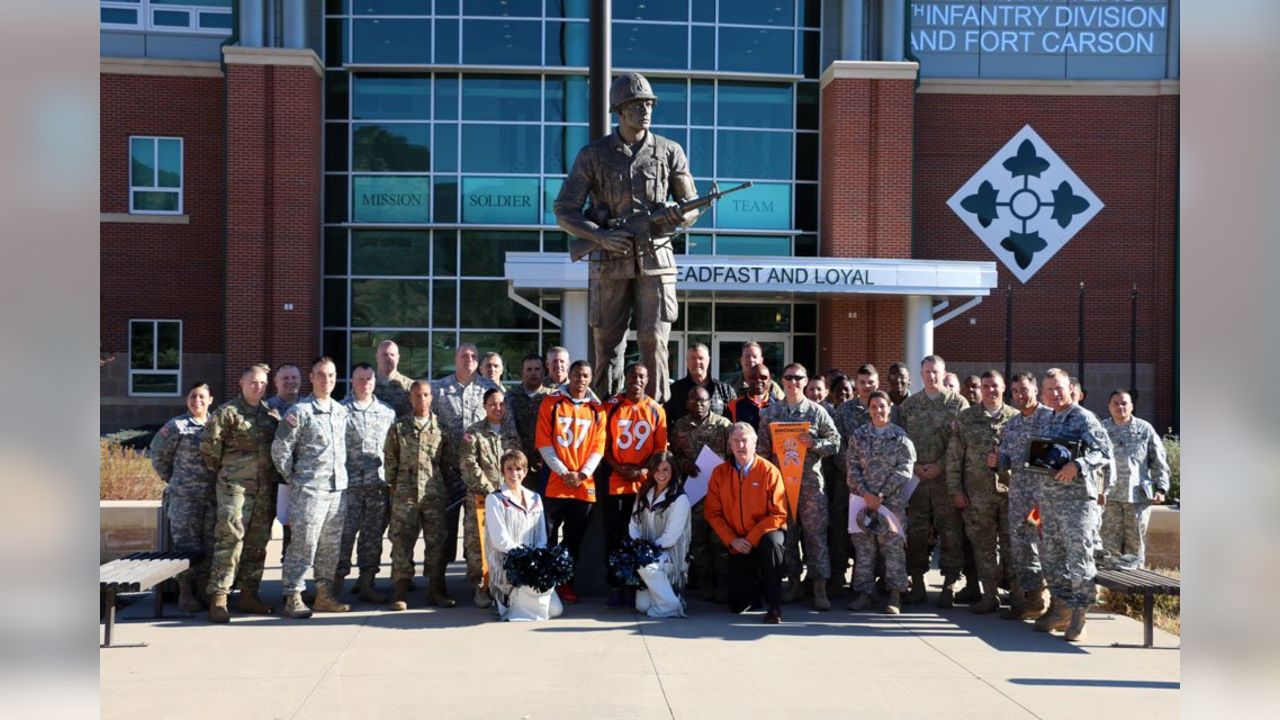 Denver Broncos on Twitter: #Broncos @Lorenzo_Doss and Taurean Nixon have  arrived at Fort Carson as part of our annual #SaluteToService caravan.   / X