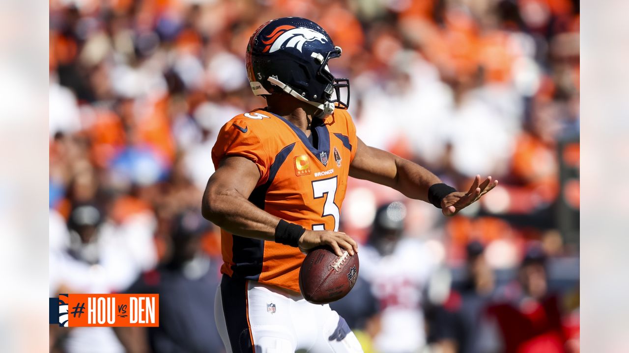 Broncos vs. Texans game gallery: Denver hosts home opener