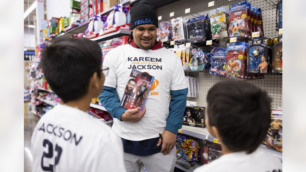 Colorado Sunshine: Broncos' Kareem Jackson hosts annual Christmas