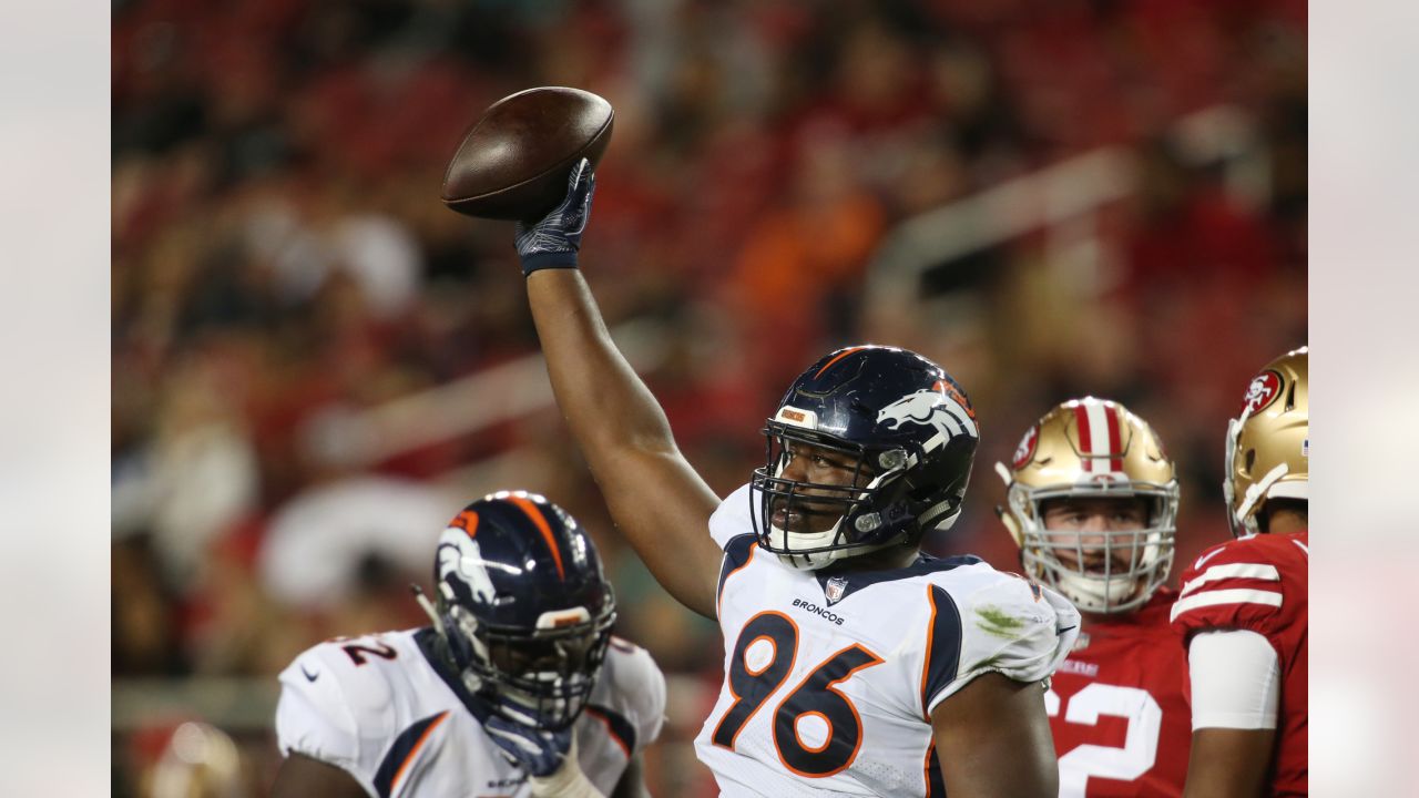 Shelby Harris agrees to 3-year deal to stay with Denver Broncos