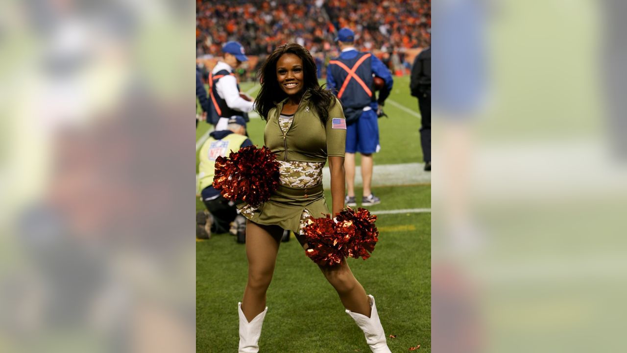 Denver Broncos Cheerleaders don Salute to Service uniforms for #NEvsDEN