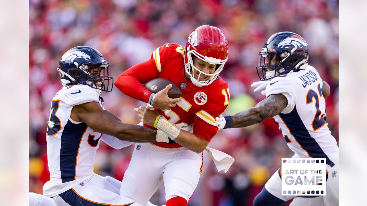 Photos: Denver Broncos vs. Kansas City Chiefs in NFL Week 17