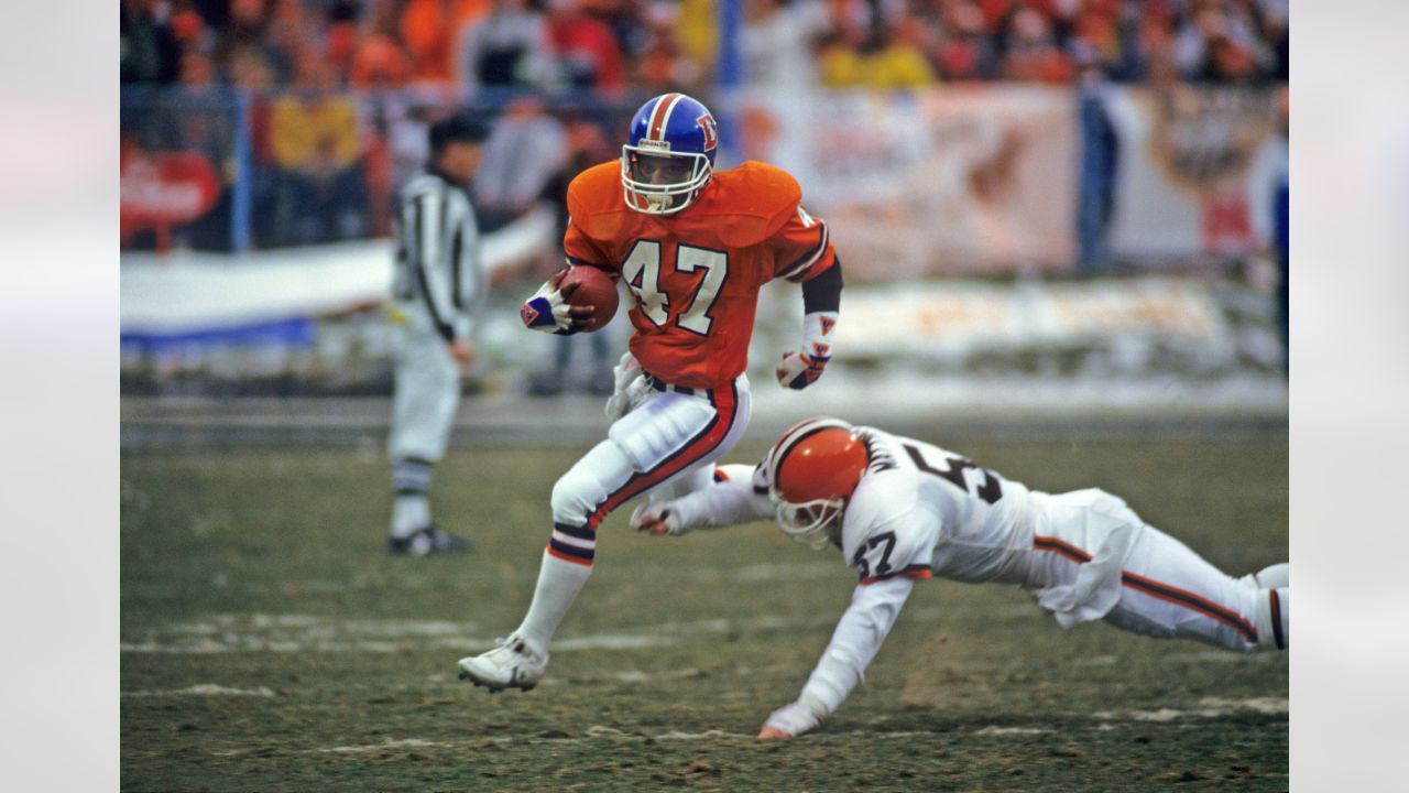 35 Years Ago Today: John Elway leads the 98 yard Drive to tie the AFC  Championship, the Broncos win in overtime to go to Super Bowl XXI : r/nfl