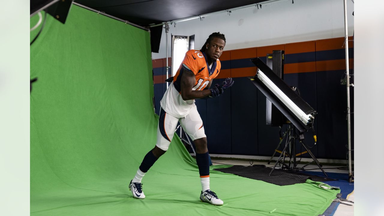 Behind the scenes at the Broncos' 2022 media day