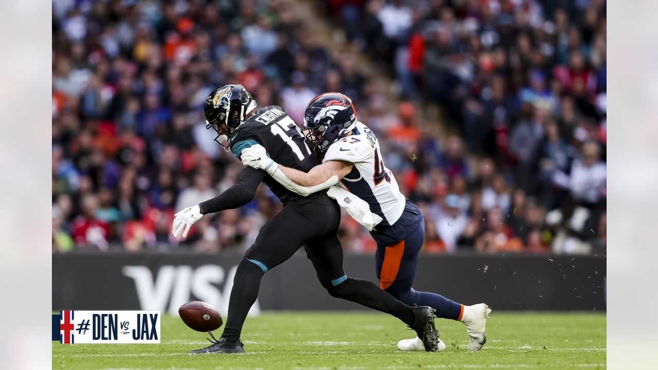 NFL: Denver Broncos twice come from behind to beat Jacksonville Jaguars  21-17 at Wembley - BBC Sport