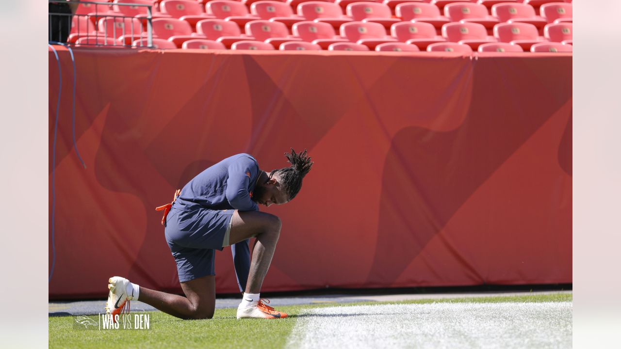 Pregame photos: Broncos arrive and prepare for preseason finale vs. the  Vikings