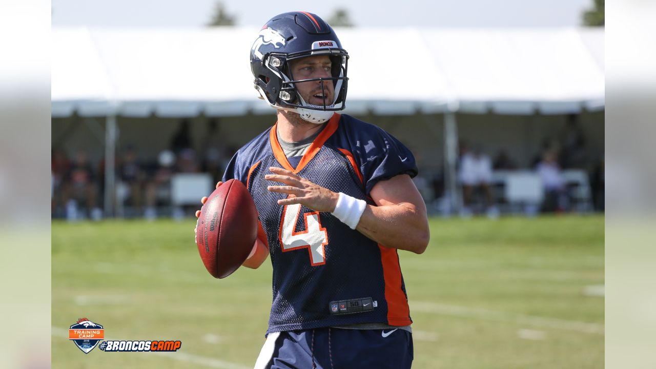 Broncos training camp rewind, Day 11: Russell Wilson-to-Courtland Sutton  downfield pass caps 11th practice – The Denver Post