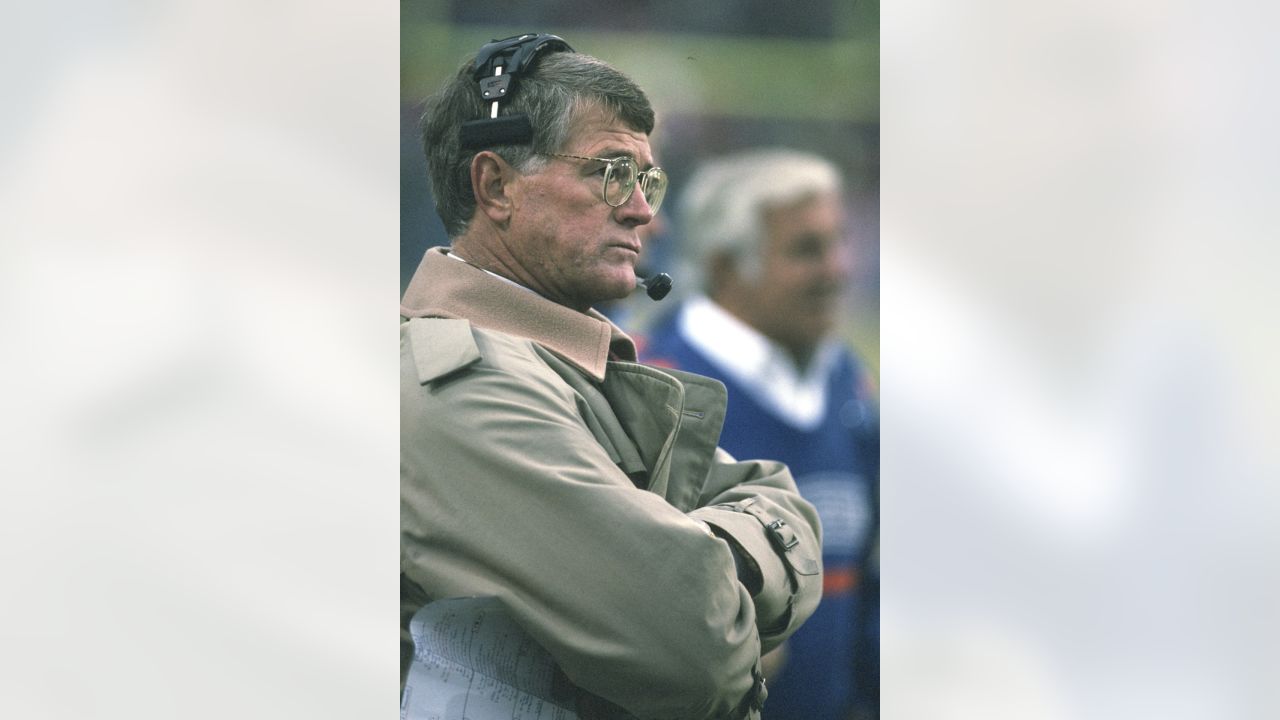 Broncos mourn the loss of Ring of Fame head coach Dan Reeves