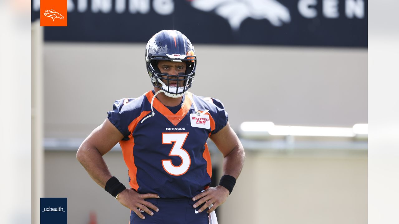 Top photos from the second practice of the Broncos' 2022 mandatory minicamp