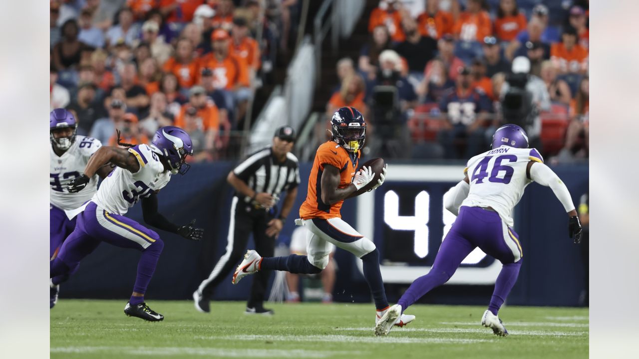 Broncos elevate WR Kendall Hinton, G Netane Muti to game-day roster