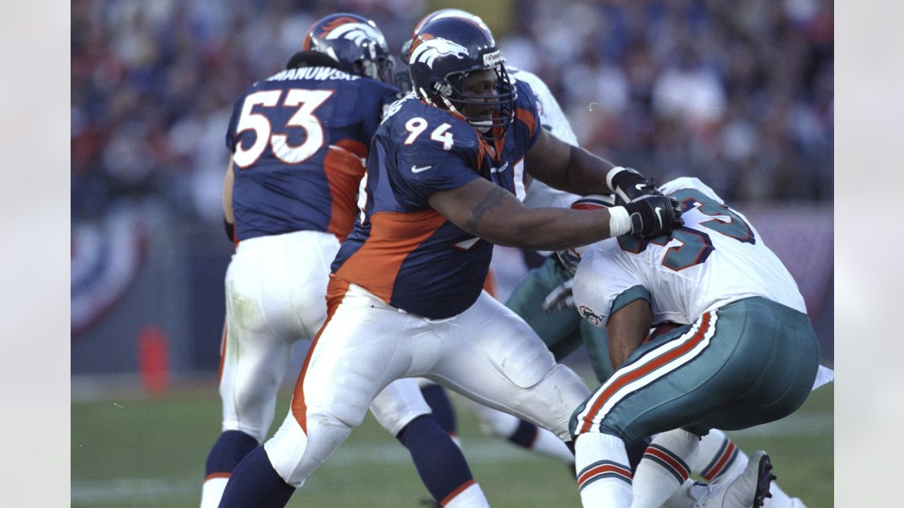 45 Denver Broncos Glenn Cadrez Stock Photos, High-Res Pictures