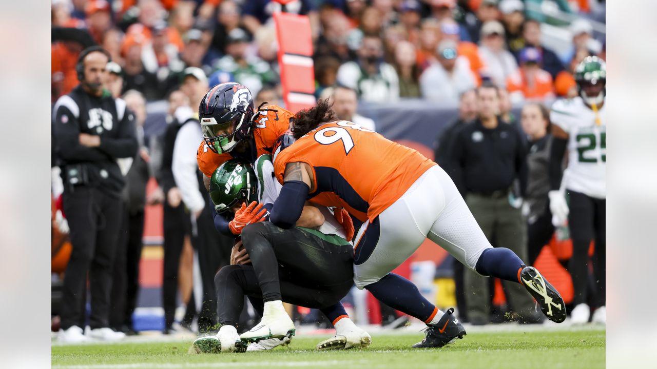 Broncos vs. Jets game gallery: Denver in a tight battle vs. New York