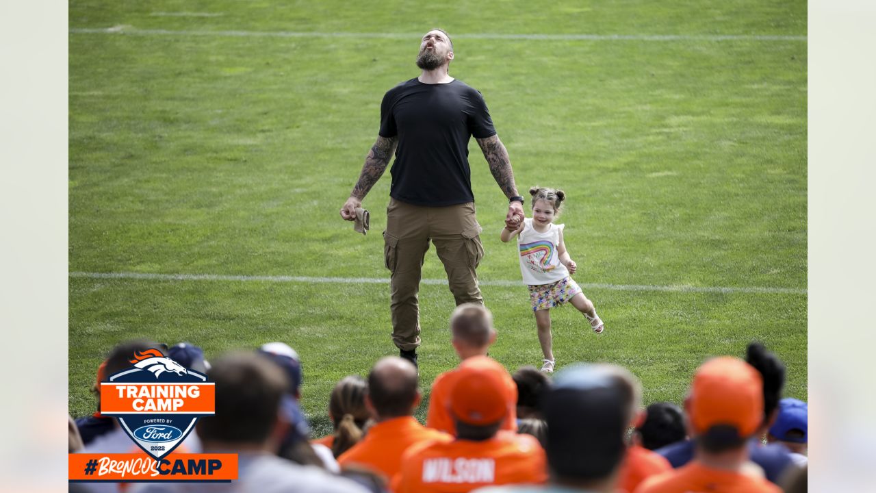 Photos: Derek Wolfe visits Broncos' training camp practice after announcing  retirement