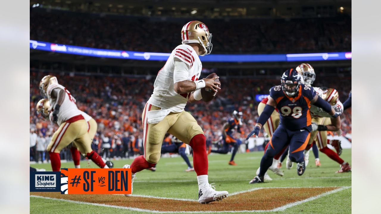 American Football - NFL - San Francisco 49ers v Denver Broncos - Wembley  Stadium Stock Photo - Alamy