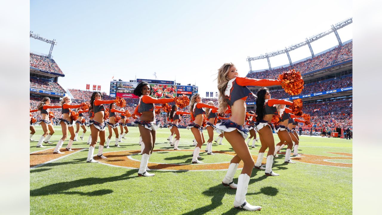 Denver Broncos Cheerleaders game gallery: Week 2 vs. Washington