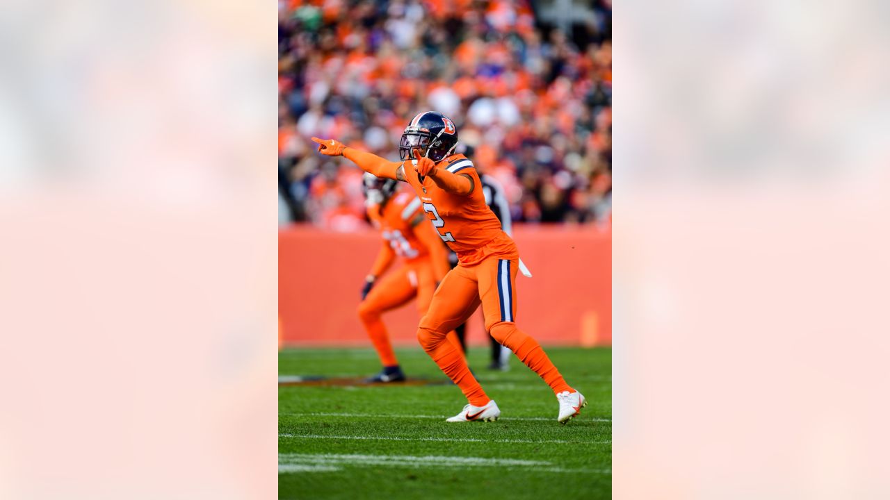 DENVER, CO - NOVEMBER 14: Philadelphia Eagles quarterback Jalen