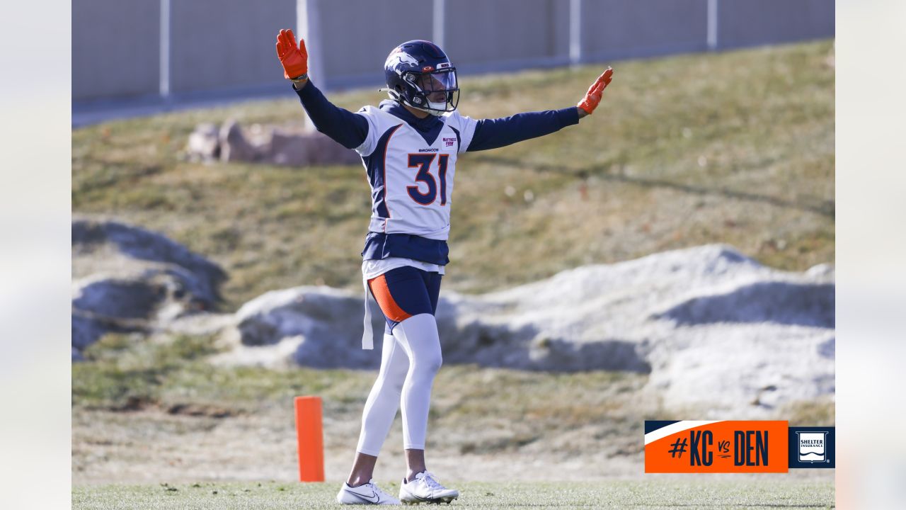 Photos: On-Field at Chiefs Practice