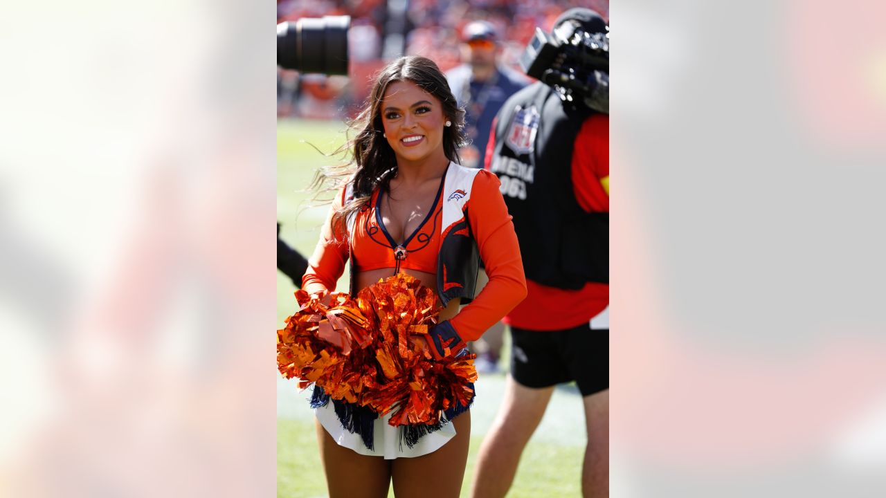 Denver Broncos Cheerleaders game gallery: Week 2 vs. Washington