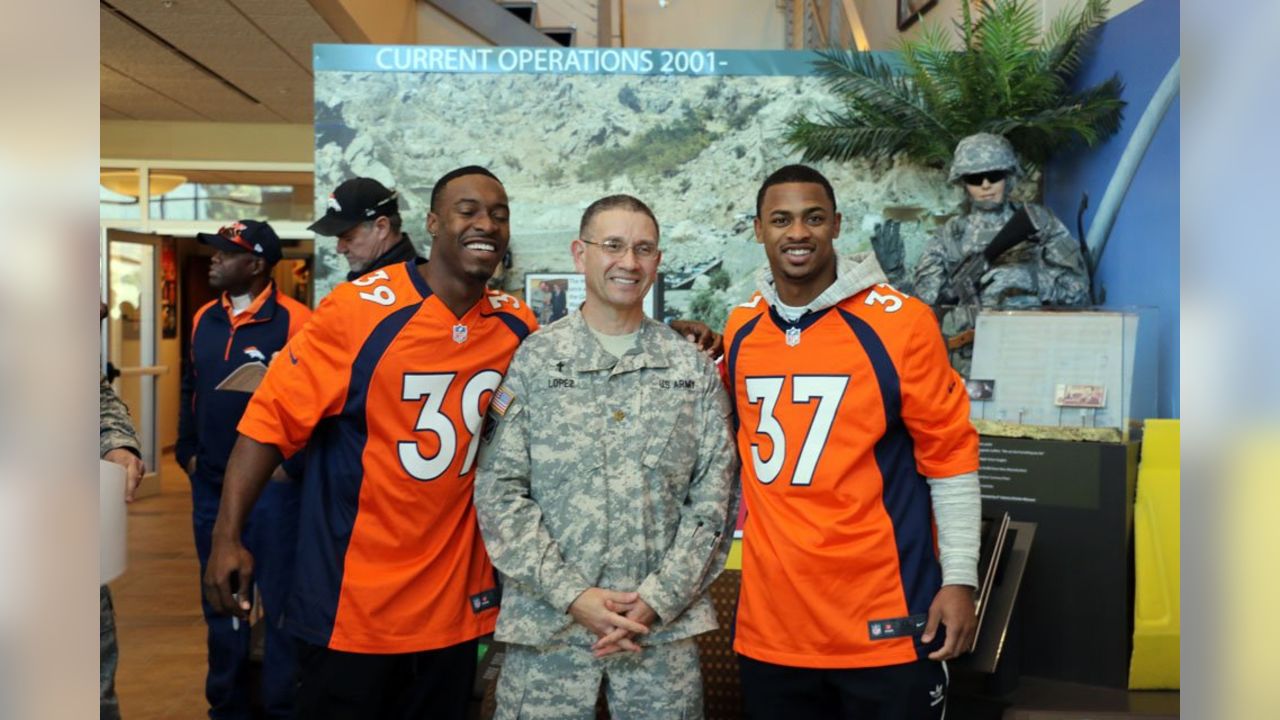 Denver Broncos on Twitter: #Broncos @Lorenzo_Doss and Taurean Nixon have  arrived at Fort Carson as part of our annual #SaluteToService caravan.   / X