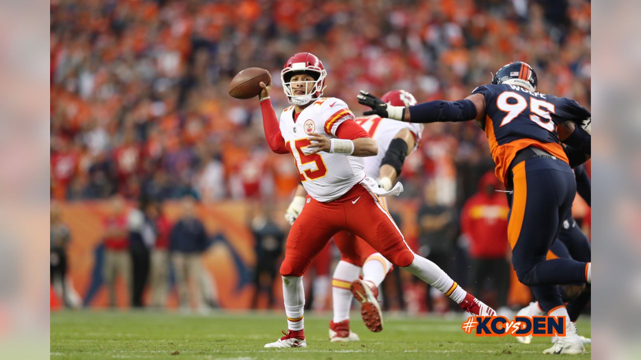 Chiefs use fourth-quarter surge to defeat Denver 27-24 - Arrowhead