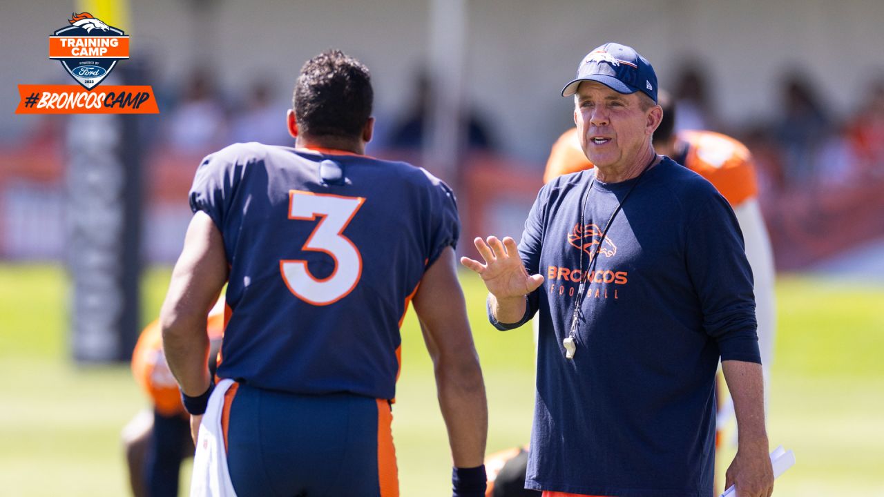 Photos: Peyton Manning, Jake Plummer visit as Broncos hold open practice on  Day 12 of 2023 Training Camp Powered by Ford