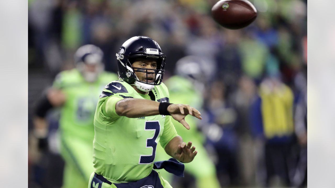 Russell wilson outlet lime green jersey