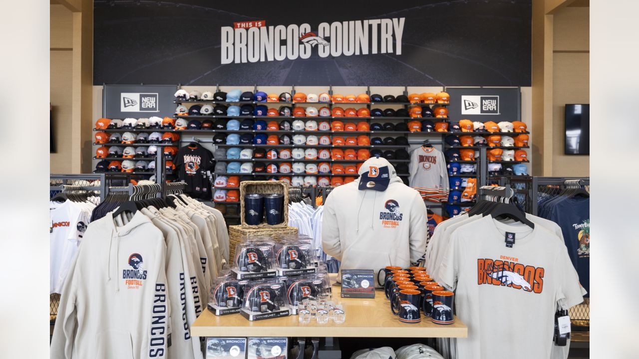 Denver Broncos Stadium Team Store by HNTB photographed by BRad