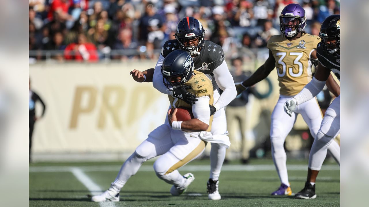 Von Miller, Courtland Sutton hit the field at 2020 Pro Bowl