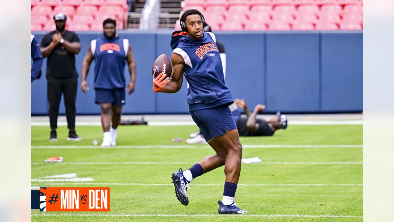 Pregame photos: Broncos arrive and prepare for preseason finale vs. the  Vikings