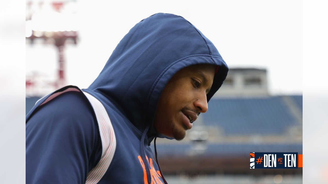 Pregame photos: Broncos arrive and prepare for Week 10 game vs. Titans